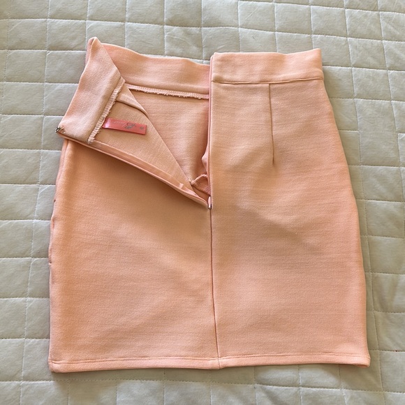 SOLD Peach Mini Skirt - Picture 3 of 5